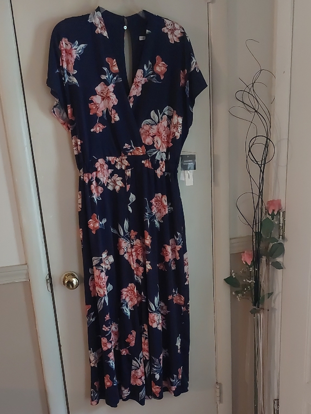 Sandra Darren Navy Blush Floral Surplice Jumpsuit Sz Med